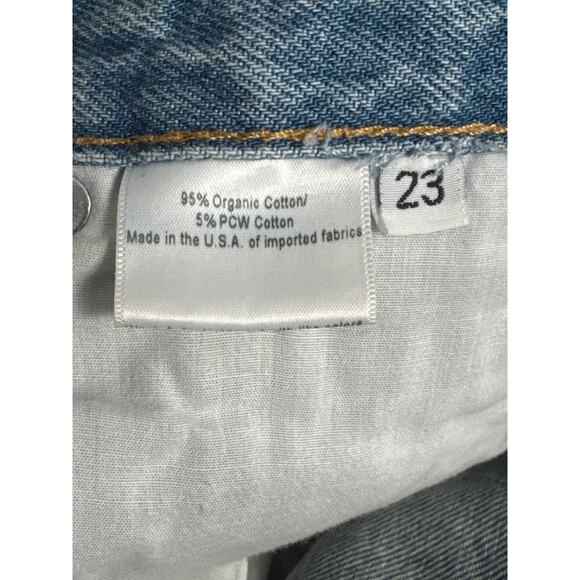 EB Unraveled Two Split Straight Leg Jean in Luca Size 23 - Picture 7 of 15